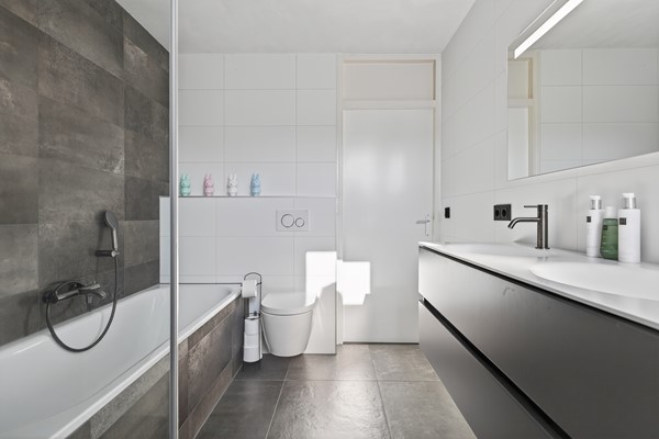 Medium property photo - Vikarijbuorren 37, 9047 HW Minnertsga